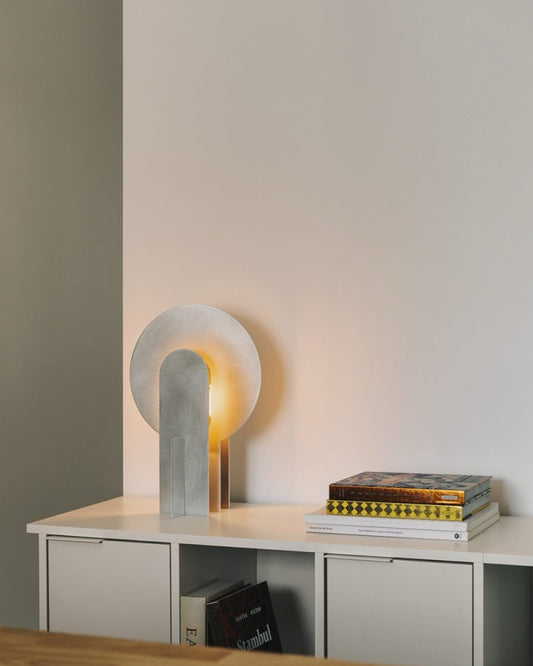 THE AURORA LAMP